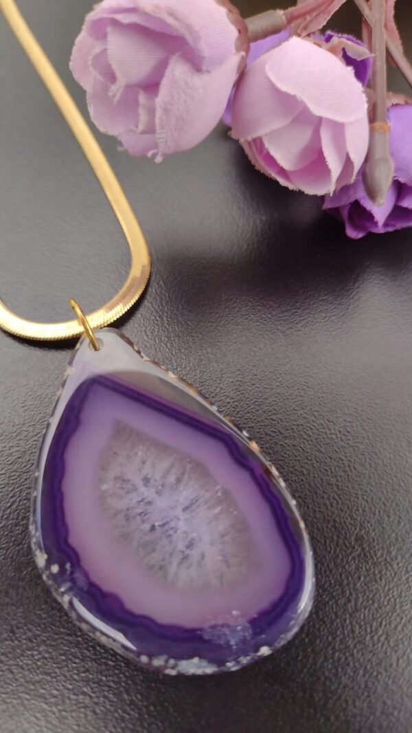 Colar Pedra Natural Roxo - Elegância que Cativa